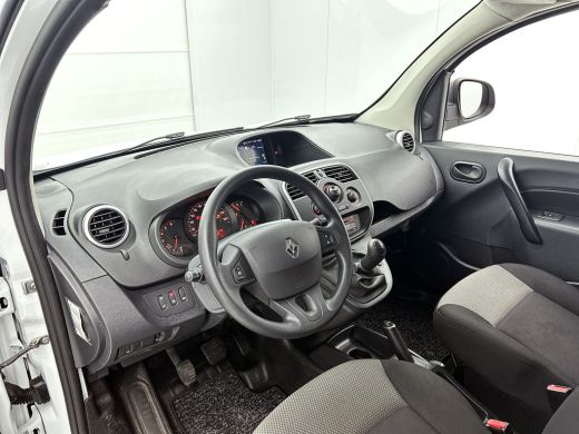 Renault Kangoo 1.5 DCi Euro6 75PK Comfort / 2x Schuifdeur / Trekhaak / Airco / Navigatie / Radio multimedia / Ap... ActivLease financial lease