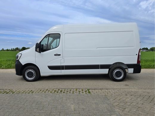 Renault Master T33 2.3 dCi 135 L2 H2 - 135 Pk - Euro 6 - Airco - Cruise Control ActivLease financial lease