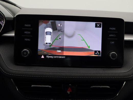 Skoda Fabia 1.0 TSi Business Edition 110 Pk Automaat | Camera | Stuur- & Stoelverwarming | Parkeersensoren | ... ActivLease financial lease