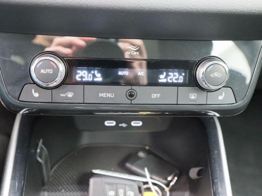 Skoda Fabia 1.0 TSi Business Edition 110 Pk Automaat | Camera | Stuur- & Stoelverwarming | Parkeersensoren | ... ActivLease financial lease