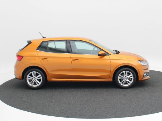 Skoda Fabia 1.0 TSi Business Edition 110 Pk Automaat | Camera | Stuur- & Stoelverwarming | Parkeersensoren | ... ActivLease financial lease