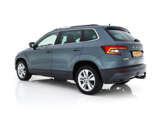 Skoda Karoq 1.5 TSI ACT Business Edition Plus (INCL.BTW) Aut. *PANO | FULL-LED | CANTON-SOUND | DAB+ | CAMERA... ActivLease financial lease