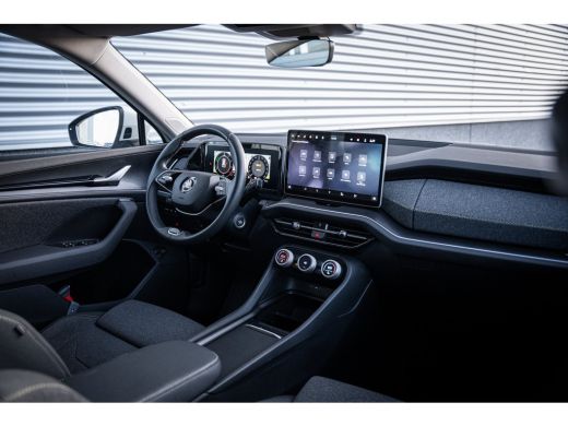 Skoda Kodiaq 1.5 TSI PHEV Business Edition | Extra getint glas | Trekhaak uitklapbaar | Volledig digitaal inst... ActivLease financial lease