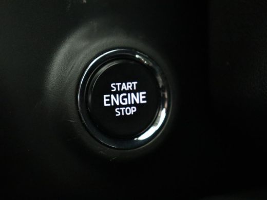 Skoda Octavia 1.0 e-TSI Business Edition | Panoramadak | Trekhaak | Stoelverwarming | Carplay | Parkeerhulp | C... ActivLease financial lease