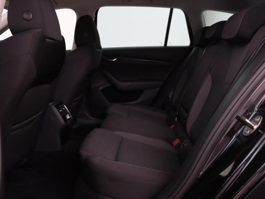 Skoda Octavia 1.4 TSI iV PHEV Business Edition | Stoelverwarming | Adaptive cruise | Carplay | Keyless | Naviga... ActivLease financial lease