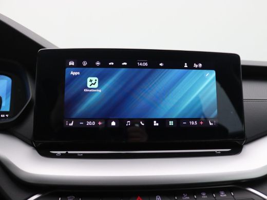 Skoda Octavia Combi 1.5 TSI Edition 115PK Trekhaak, Parkeersensoren Achter, Stoelverwarming, Navi via Apple Car... ActivLease financial lease