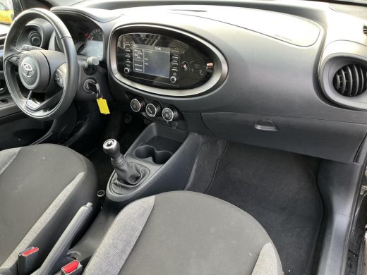 Toyota Aygo 1.0 VVT-i MT Play | Airconditioning | Carplay | Parkeercamera | Adaptive cruise control | ActivLease financial lease