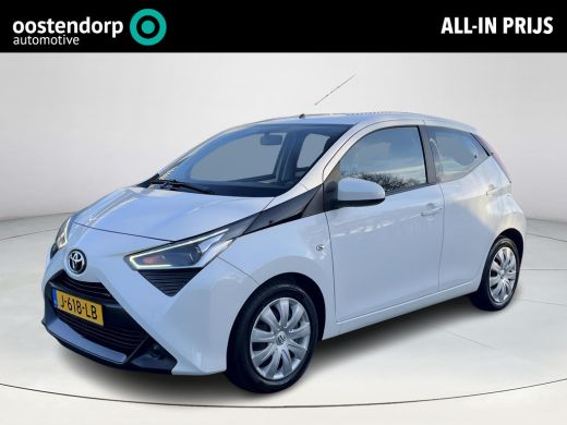 Toyota Aygo 1.0 VVT-i x-play | 5 deurs | Carplay | Parkeercamera | Airconditioning |