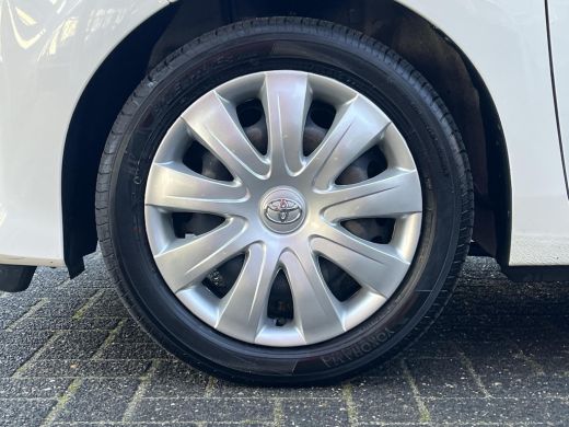 Toyota Aygo 1.0 VVT-i x-play | 5 deurs | Carplay | Parkeercamera | Airconditioning | ActivLease financial lease