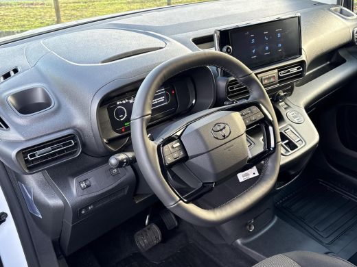 Toyota ProAce Challenger 50 kWh **NIEUWE BUS/ DIRECT LEVERBAAR** ActivLease financial lease