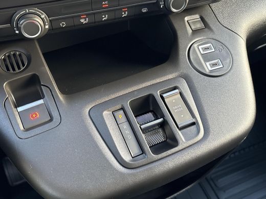 Toyota ProAce Challenger 50 kWh **NIEUWE BUS/ DIRECT LEVERBAAR** ActivLease financial lease