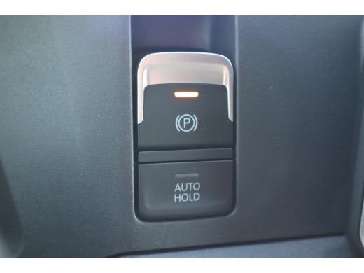 Volkswagen Crafter 35 2.0 TDI L3H3 Trendline | 2 zitplaatsen rechtsvoor | Airco | Apple Carplay/Android Auto|telefoo... ActivLease financial lease