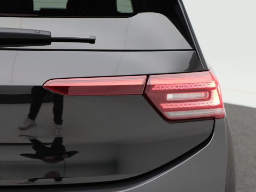 Volkswagen ID.3 204 Pk First Max 58 kWh | Panoramadak | Head-Up Display | Adaptive Cruise | Camera | LED | First ... ActivLease financial lease