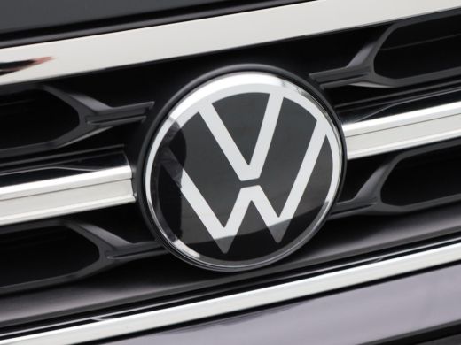 Volkswagen T-Roc 1.5 TSi 150 Pk Automaat R-Line Business | Adaptive Cruise | Climate Control | Camera | Navigatie ... ActivLease financial lease