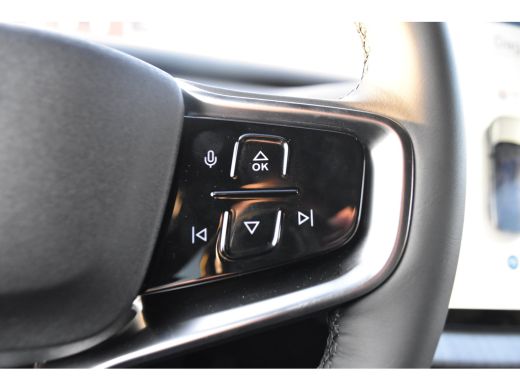 Volvo  EX30 Single Motor Extended Range Plus 69 kWh | Harman Kardon | Stoel/Stuurverwarming | Sand Dune | 20" | ActivLease financial lease