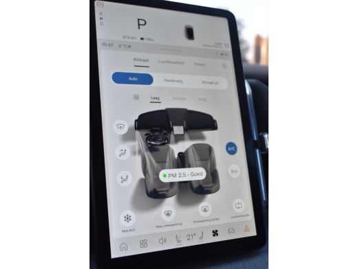 Volvo  EX30 Single Motor Extended Range Plus 69 kWh | Harman Kardon | Stoel/Stuurverwarming | Sand Dune | 20" | ActivLease financial lease