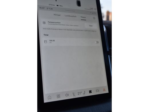 Volvo  EX30 Single Motor Extended Range Plus 69 kWh | Harman Kardon | Stoel/Stuurverwarming | Sand Dune | 20" | ActivLease financial lease