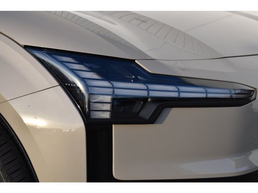 Volvo  EX30 Single Motor Extended Range Plus 69 kWh | Harman Kardon | Stoel/Stuurverwarming | Sand Dune | 20" | ActivLease financial lease