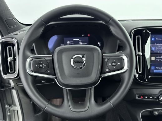 Volvo  EX40 Single Motor Extended Range Plus 82 kWh | PDC V+A en Camera | All Season banden | Trekhaak | Stoe... ActivLease financial lease