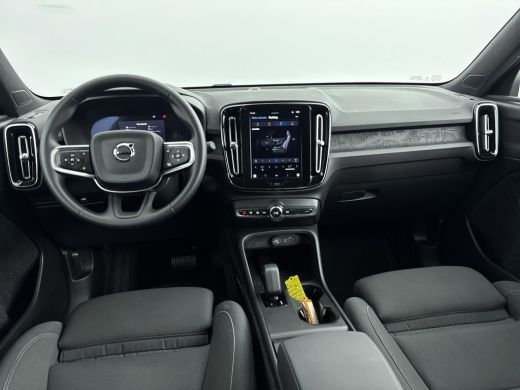 Volvo  EX40 Single Motor Extended Range Plus 82 kWh | PDC V+A en Camera | All Season banden | Trekhaak | Stoe... ActivLease financial lease