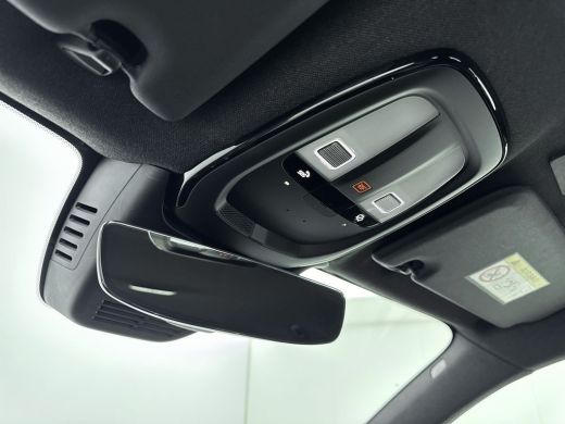 Volvo  EX40 Single Motor Extended Range Plus 82 kWh | PDC V+A en Camera | All Season banden | Trekhaak | Stoe... ActivLease financial lease