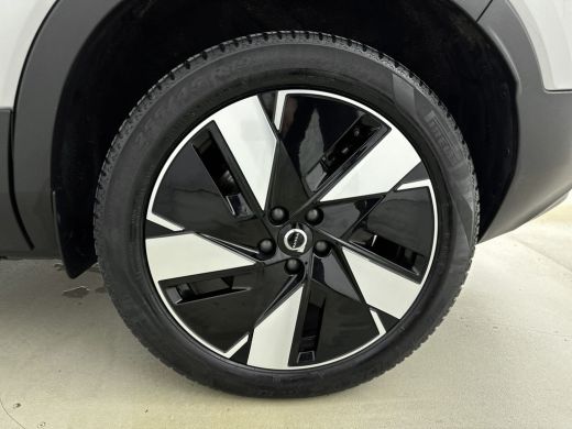 Volvo  EX40 Single Motor Extended Range Plus 82 kWh | PDC V+A en Camera | All Season banden | Trekhaak | Stoe... ActivLease financial lease