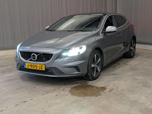 Volvo  V40 1.5 T3 Polar+ Sport | Pano | Leder | Memory | Camera| Alarm | Full LED | Pano | Leder | Memory | ...