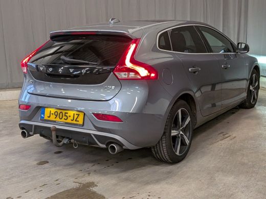 Volvo  V40 1.5 T3 Polar+ Sport | Pano | Leder | Memory | Camera| Alarm | Full LED | Pano | Leder | Memory | ... ActivLease financial lease
