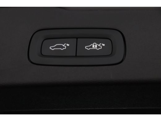 Volvo  V60 2.0 T6 Plug-in hybrid AWD Plus Dark ActivLease financial lease