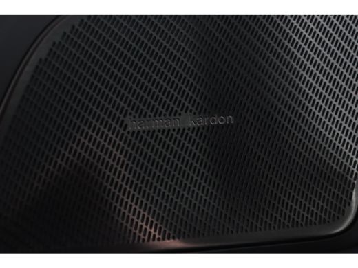 Volvo  V60 2.0 T6 Plug-in hybrid AWD Plus Dark ActivLease financial lease