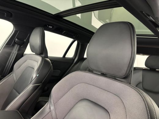 Volvo  V60 B4 Plus Dark | Premium audio | Trekhaak | Panoramadak | 360o camera | Apple Carplay/Android Auto ... ActivLease financial lease