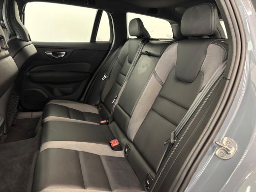 Volvo  V60 B4 Plus Dark | Premium audio | Trekhaak | Panoramadak | 360o camera | Apple Carplay/Android Auto ... ActivLease financial lease