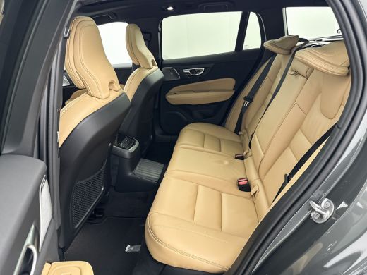 Volvo  V60 T8 Ultra Dark Performance | 20" | Bowers & Wilkins | Geventileerd Nappa | Massagestoelen | Getint... ActivLease financial lease