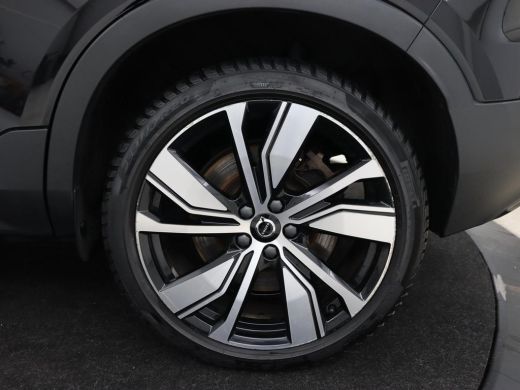 Volvo  XC40 Recharge P8 AWD R Design | Stoel & stuurverwarming | Camera | Leder/Alcantara | Adaptive cruise |... ActivLease financial lease