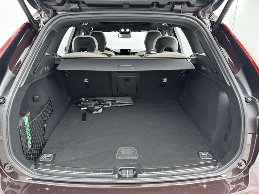 Volvo  XC60 NEW MODEL 2.0 T6 Plug-in hybrid AWD Plus Dark | Panoramadak | PDC V+A en 360 Camera | Stoel+stuur... ActivLease financial lease