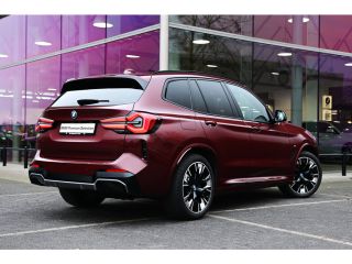 BMW iX3 High Executive / Panoramadak / Adaptief onderstel / Laserlight / Stuurverwarming / Comfort Access...