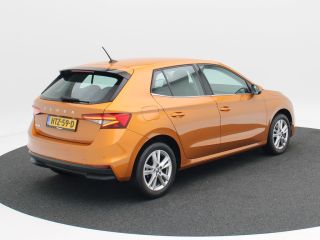 Skoda Fabia 1.0 TSi Business Edition 110 Pk Automaat | Camera | Stuur- & Stoelverwarming | Parkeersensoren | ...