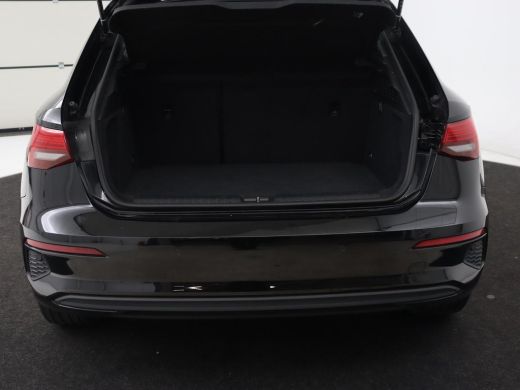 Audi A3 30 TFSI Pro Line | Carplay | Full LED | Climate control | Cruise control | Audi Sound | Bluetooth... ActivLease financial lease