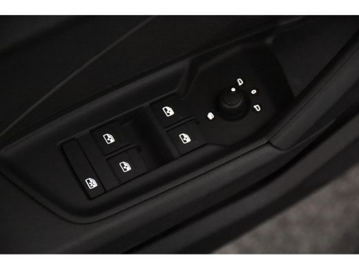 Audi A3 Sportback 40 TFSI e *1ste Eigenaar*Leer*Navigatie*Stoelverwarming* ActivLease financial lease