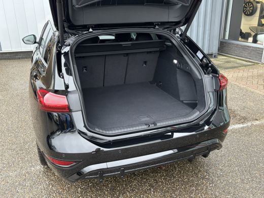 Audi A6 Avant e-tron Avant e-tron S edition 83kWh 286pk 21" LM velgen | 360&deg; camera | Leder ActivLease financial lease