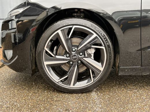 Audi A6 Avant e-tron Avant e-tron S edition 83kWh 286pk 21" LM velgen | 360&deg; camera | Leder ActivLease financial lease