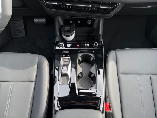 Audi Q6 e-tron Advanced edition 83 kWh ActivLease financial lease