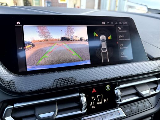 BMW 2 Serie Gran Coup&eacute; 218i High Executive M-Sport Panoramadak, Harman/Kardon ActivLease financial lease