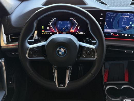 BMW X1 XDRIVE 25E M-SPORT LED PANO.SCHUIFDAK ELEK.KLEP NAVI STOELVERW M-SHADOW LINE ELEK.STOEL ZWARTE.HE... ActivLease financial lease