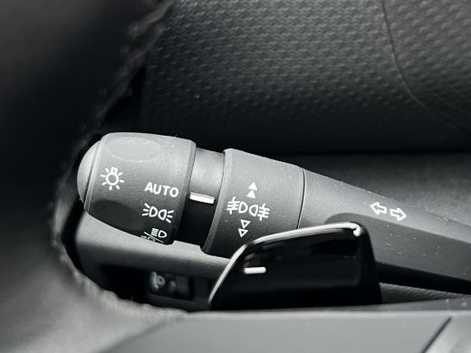 Citroën C4 1.2 Puretech Shine | Pano | Carplay | LED | Camera | HUD ActivLease financial lease