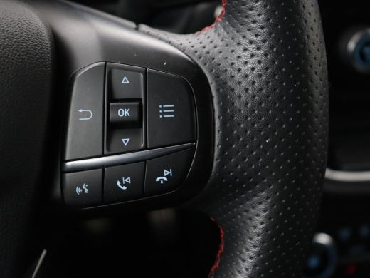 Ford Fiesta 1.0 EcoBoost ST-Line X | Stoel & stuurverwarming | Trekhaak | Camera | Adaptive cruise | Carplay ... ActivLease financial lease