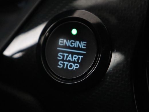 Ford Fiesta 1.0 EcoBoost ST-Line X | Stoel & stuurverwarming | Trekhaak | Camera | Adaptive cruise | Carplay ... ActivLease financial lease