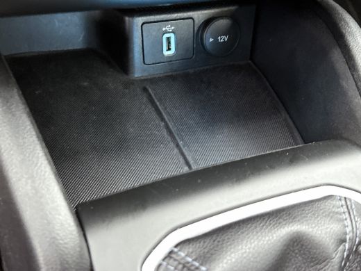 Ford Focus 1.5D 120PK Euro6 Active Business / Trekhaak / Navigatie / Airco / Pdc.V+A / Xenon / B&O Radio mul... ActivLease financial lease