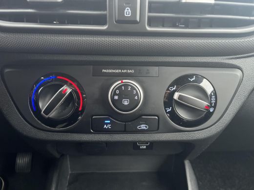 Hyundai i10 1.0 Comfort ActivLease financial lease