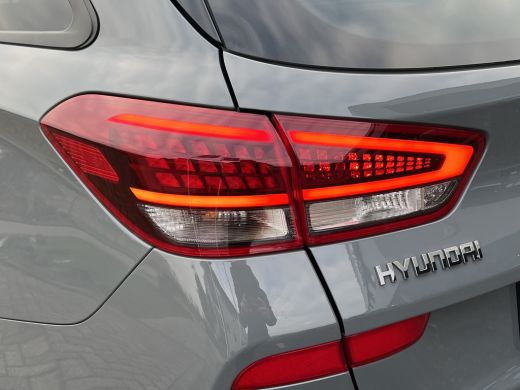 Hyundai i30 1.5 T-GDi 160pk MHEV N-Line | Premium audio | Camera | Trekhaak | Elektrische bestuurdersstoel me... ActivLease financial lease